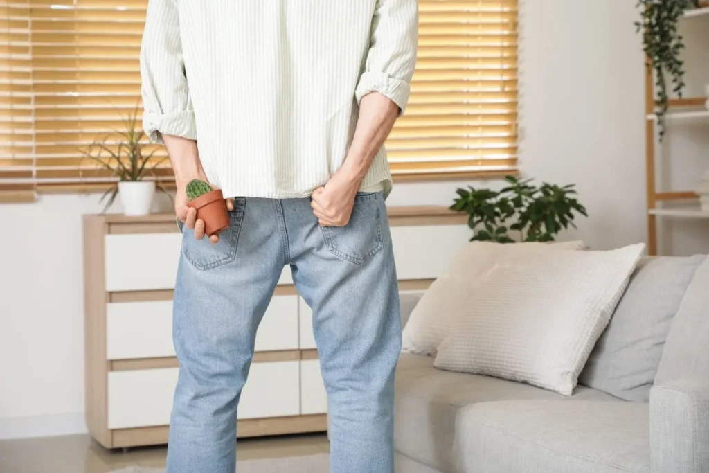 O que é uma fissura anal? Sintomas, causas e quando procurar ajuda